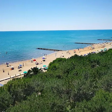 شقة Bright Flat In A With Common Pools *